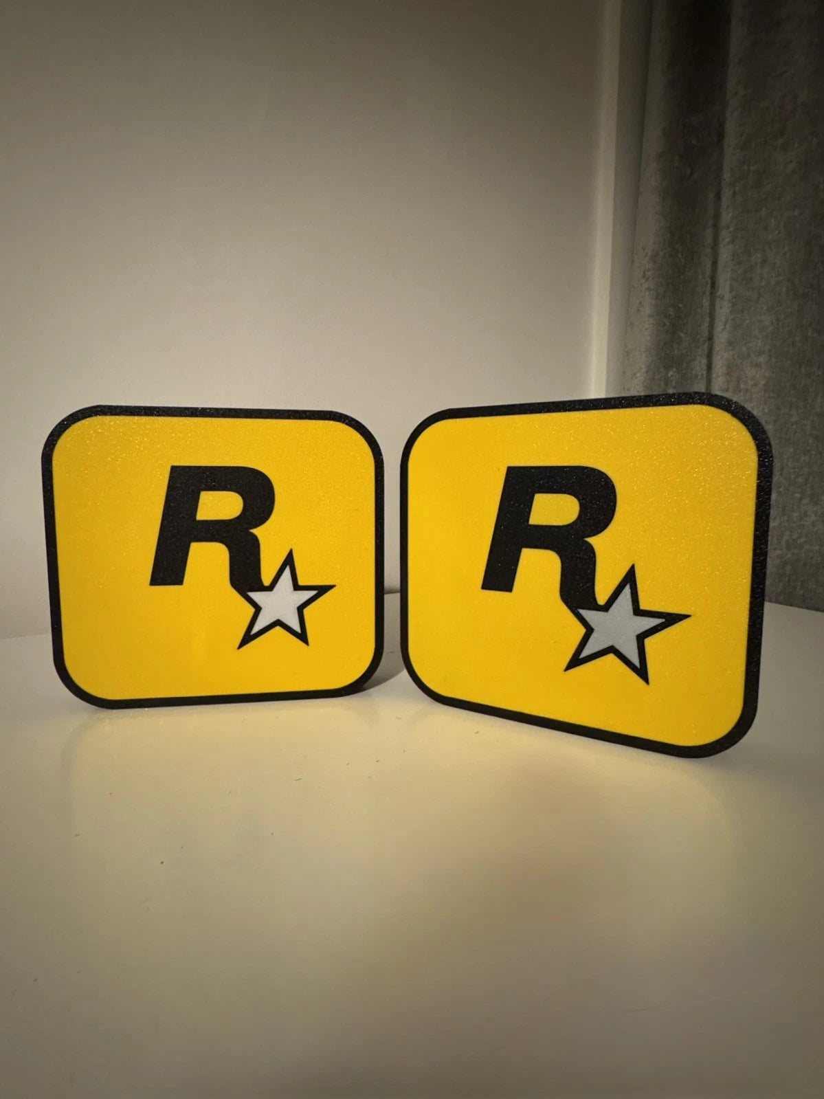 Rockstar Games LED Light Box – Premium Gaming Decor